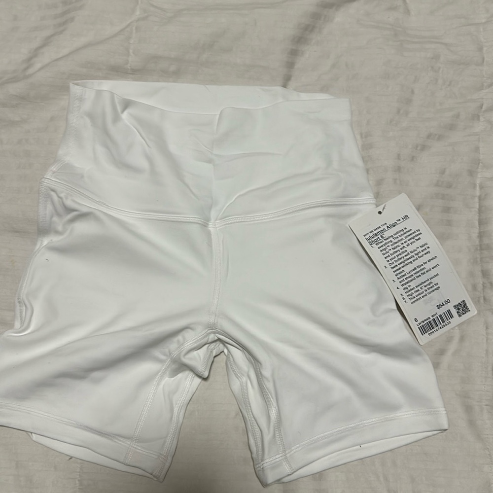 Lululemon align shorts white